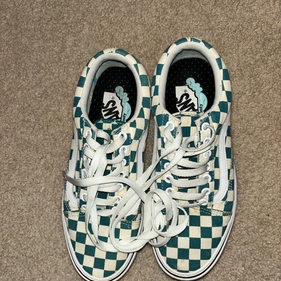 Checkered Vans - Picture 2 of 3